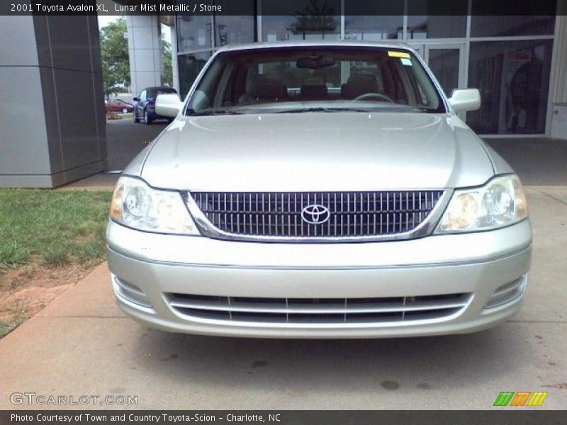 Lunar Mist Metallic / Stone 2001 Toyota Avalon XL