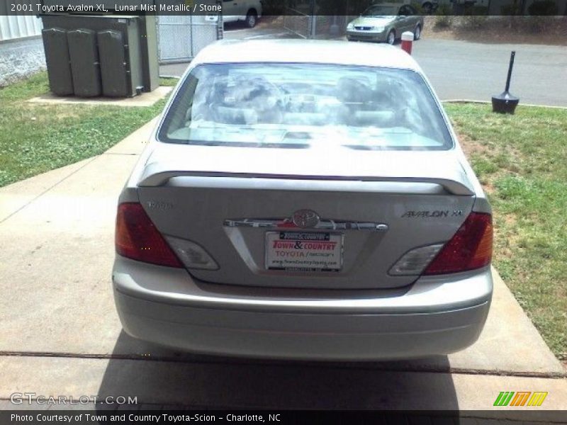 Lunar Mist Metallic / Stone 2001 Toyota Avalon XL