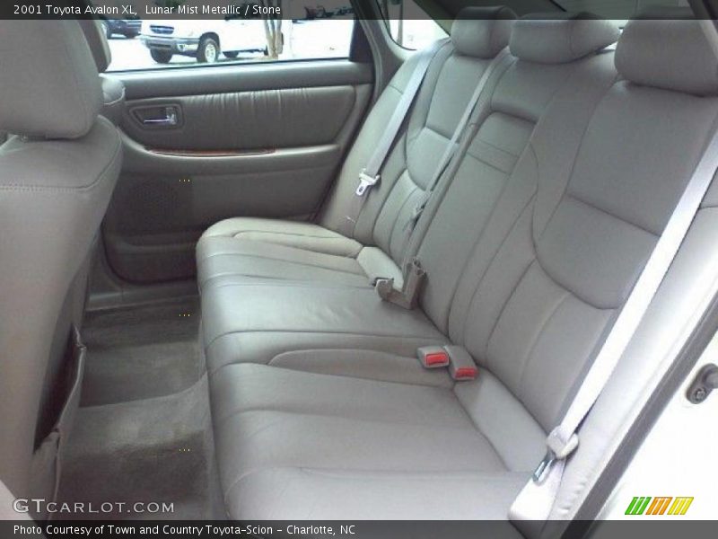 Lunar Mist Metallic / Stone 2001 Toyota Avalon XL