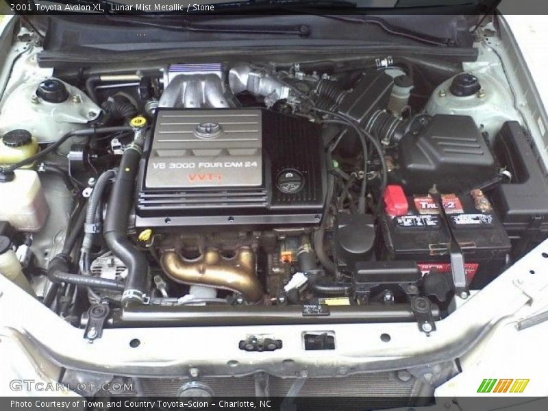 Lunar Mist Metallic / Stone 2001 Toyota Avalon XL