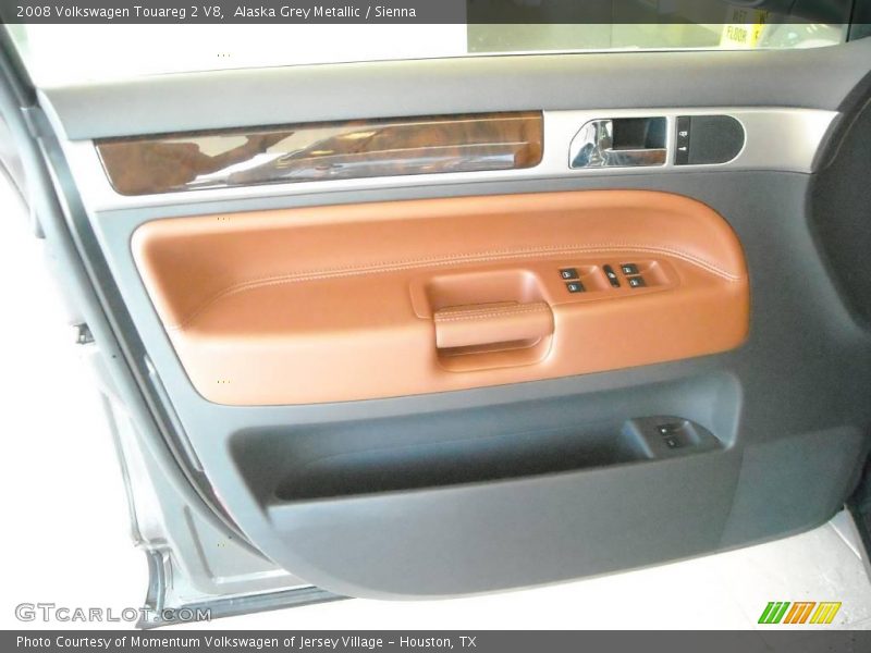 Alaska Grey Metallic / Sienna 2008 Volkswagen Touareg 2 V8