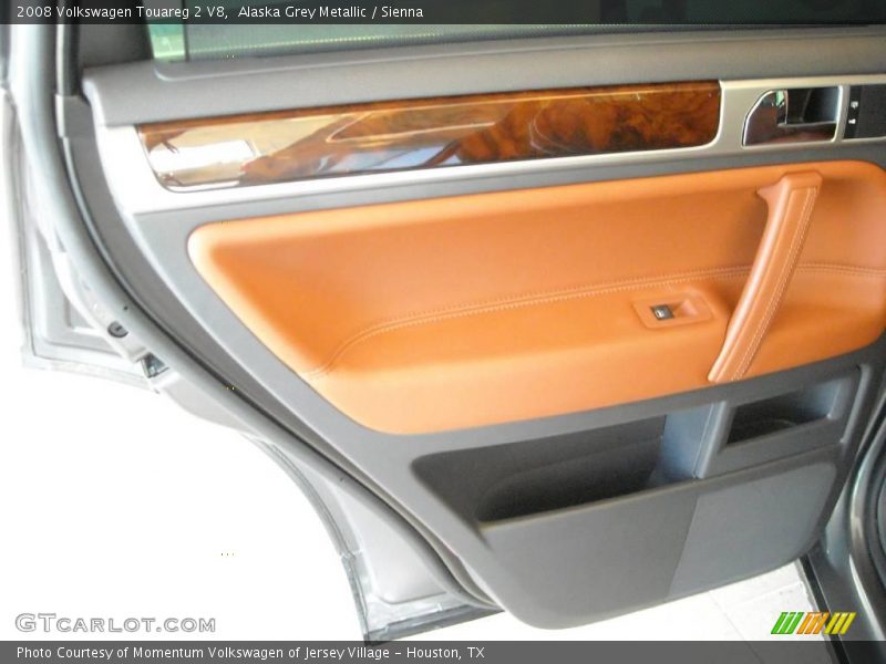 Alaska Grey Metallic / Sienna 2008 Volkswagen Touareg 2 V8