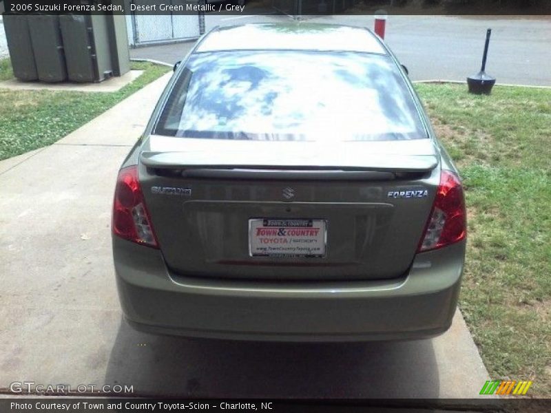 Desert Green Metallic / Grey 2006 Suzuki Forenza Sedan
