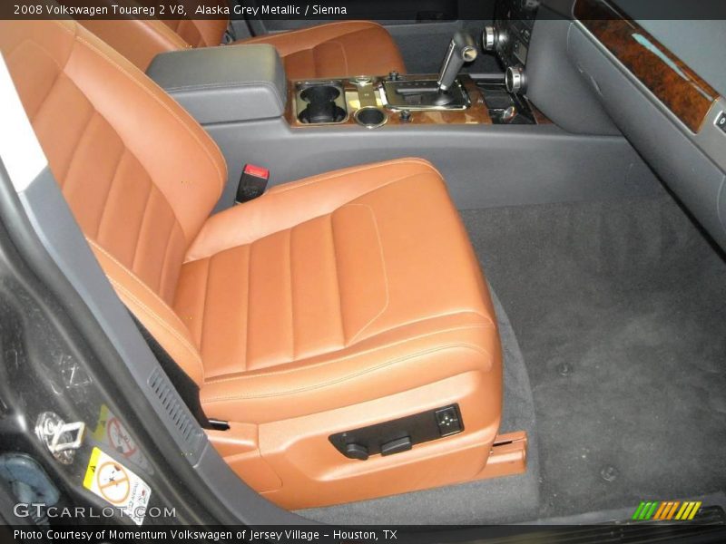 Alaska Grey Metallic / Sienna 2008 Volkswagen Touareg 2 V8