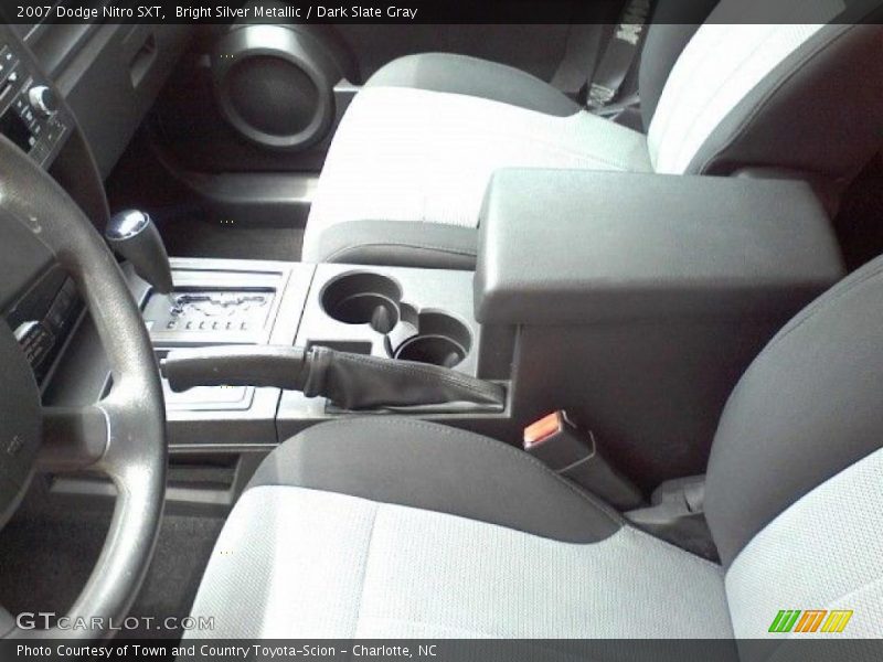 Bright Silver Metallic / Dark Slate Gray 2007 Dodge Nitro SXT