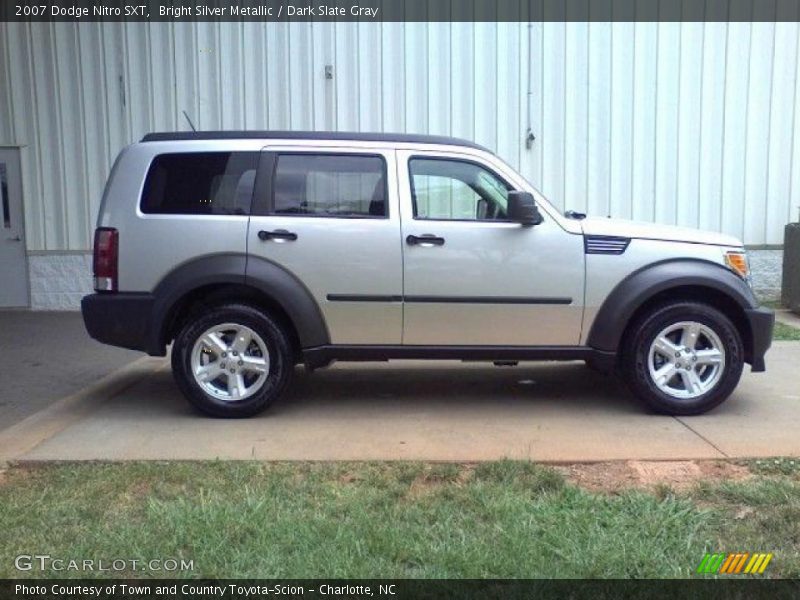 Bright Silver Metallic / Dark Slate Gray 2007 Dodge Nitro SXT