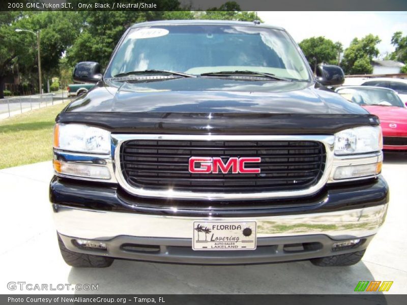 Onyx Black / Neutral/Shale 2003 GMC Yukon SLT