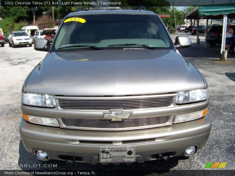 Light Pewter Metallic / Tan/Neutral 2002 Chevrolet Tahoe Z71 4x4