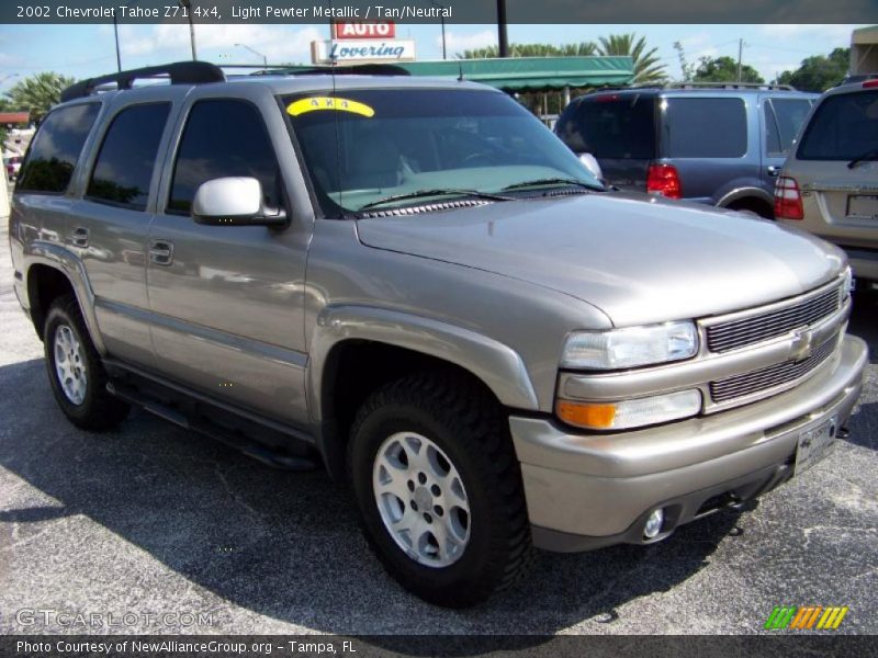 Light Pewter Metallic / Tan/Neutral 2002 Chevrolet Tahoe Z71 4x4