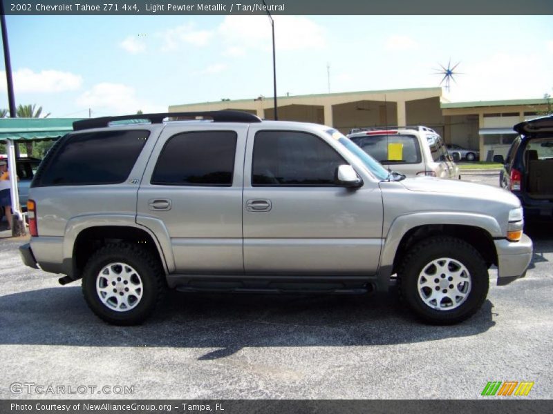 Light Pewter Metallic / Tan/Neutral 2002 Chevrolet Tahoe Z71 4x4