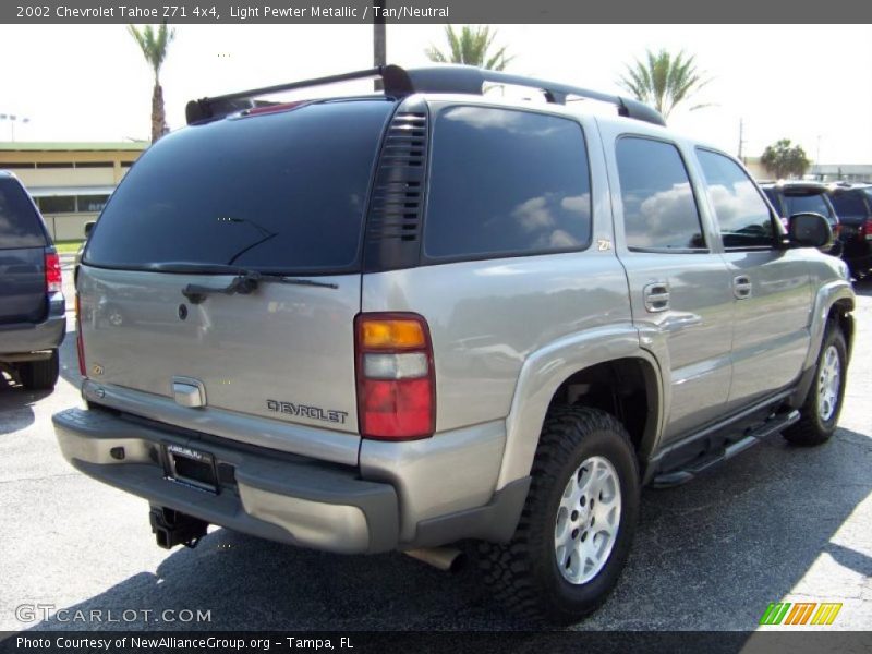Light Pewter Metallic / Tan/Neutral 2002 Chevrolet Tahoe Z71 4x4