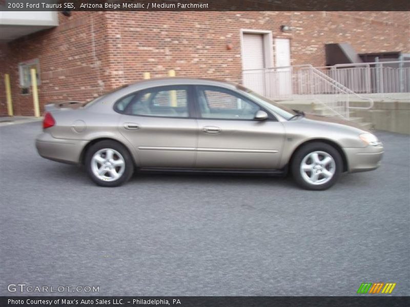 Arizona Beige Metallic / Medium Parchment 2003 Ford Taurus SES