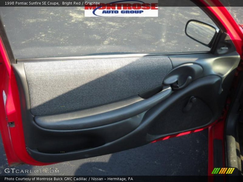 Bright Red / Graphite 1998 Pontiac Sunfire SE Coupe