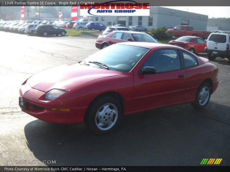 Bright Red / Graphite 1998 Pontiac Sunfire SE Coupe