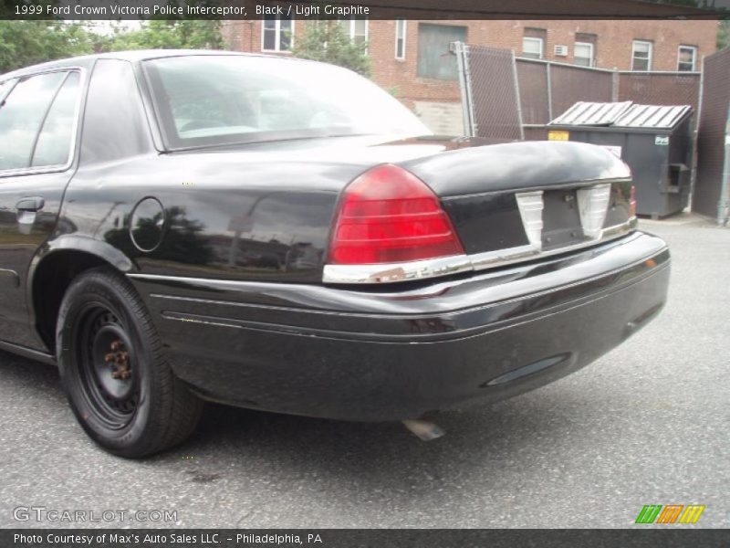 Black / Light Graphite 1999 Ford Crown Victoria Police Interceptor
