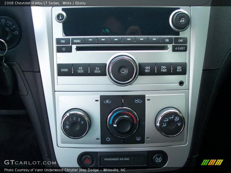 White / Ebony 2008 Chevrolet Malibu LT Sedan