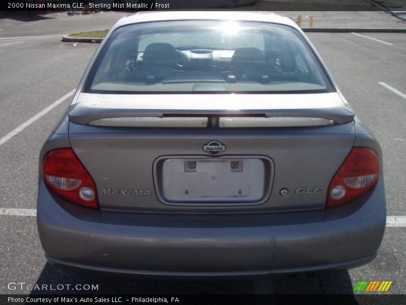 Sterling Mist Metallic / Frost 2000 Nissan Maxima GLE