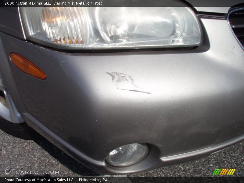 Sterling Mist Metallic / Frost 2000 Nissan Maxima GLE