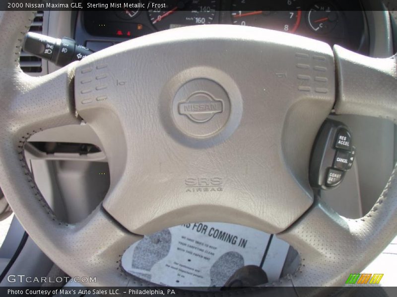 Sterling Mist Metallic / Frost 2000 Nissan Maxima GLE