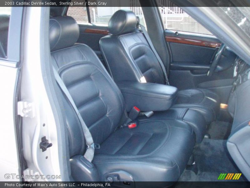 Sterling Silver / Dark Gray 2003 Cadillac DeVille Sedan