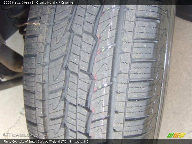 Granite Metallic / Graphite 2006 Nissan Xterra S