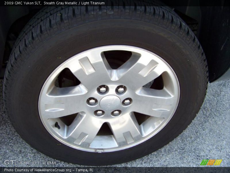 Stealth Gray Metallic / Light Titanium 2009 GMC Yukon SLT