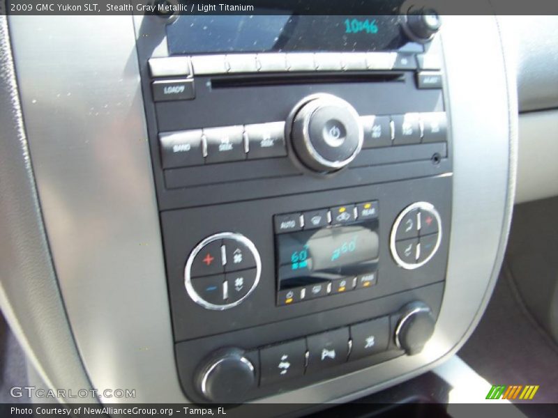 Stealth Gray Metallic / Light Titanium 2009 GMC Yukon SLT