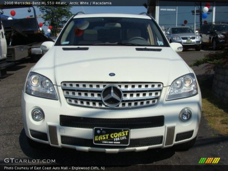 Arctic White / Macadamia 2008 Mercedes-Benz ML 550 4Matic