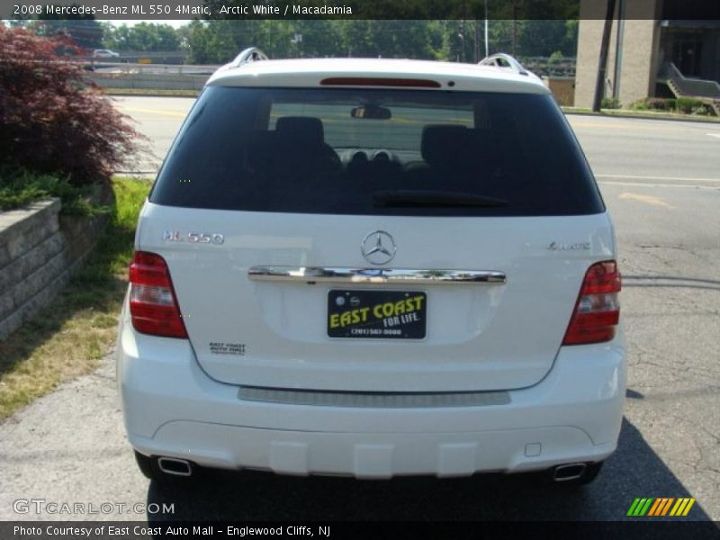 Arctic White / Macadamia 2008 Mercedes-Benz ML 550 4Matic