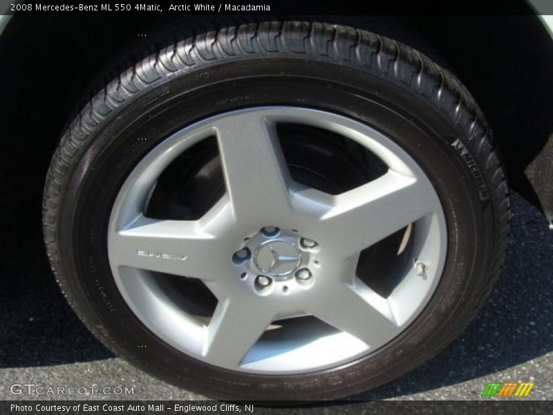 Arctic White / Macadamia 2008 Mercedes-Benz ML 550 4Matic