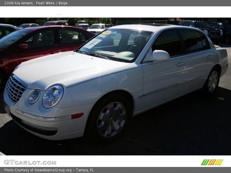 Pearl White / Beige 2008 Kia Amanti