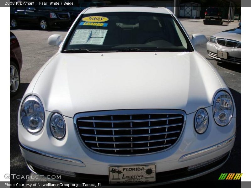 Pearl White / Beige 2008 Kia Amanti