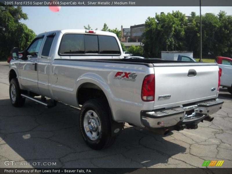 Silver Metallic / Medium Flint 2005 Ford F350 Super Duty FX4 SuperCab 4x4
