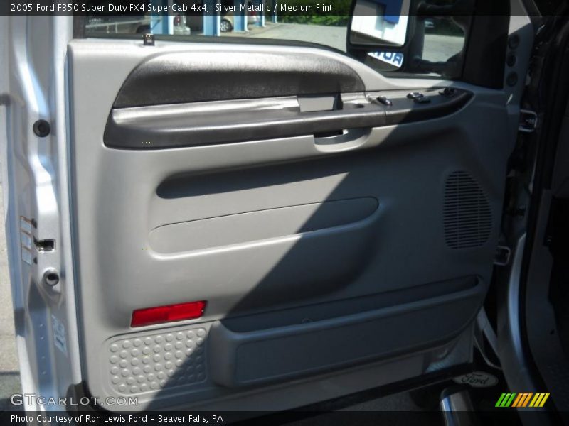 Silver Metallic / Medium Flint 2005 Ford F350 Super Duty FX4 SuperCab 4x4