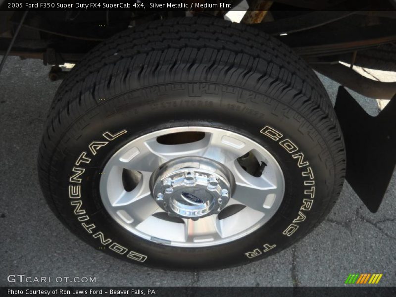 Silver Metallic / Medium Flint 2005 Ford F350 Super Duty FX4 SuperCab 4x4