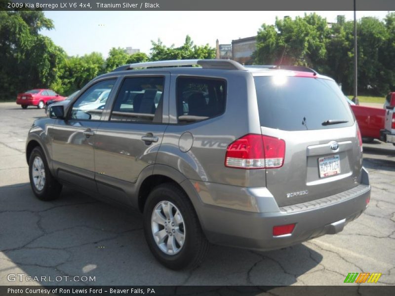 Titanium Silver / Black 2009 Kia Borrego LX V6 4x4