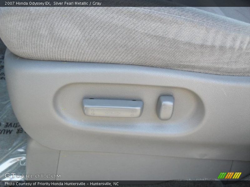 Silver Pearl Metallic / Gray 2007 Honda Odyssey EX