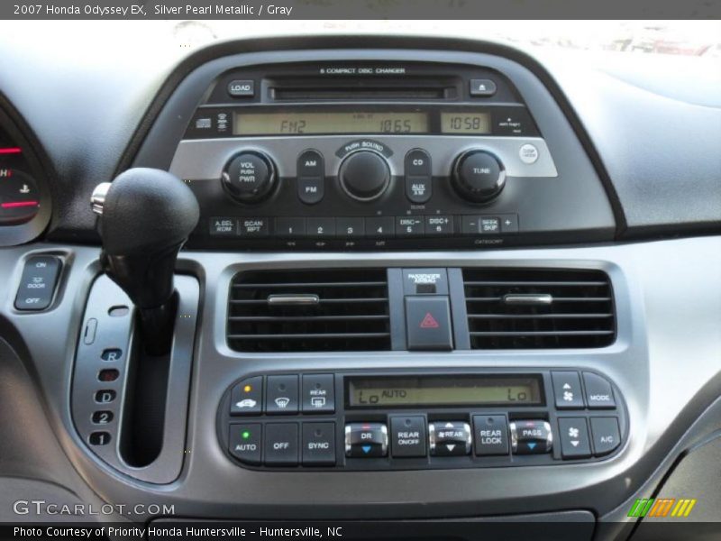 Silver Pearl Metallic / Gray 2007 Honda Odyssey EX