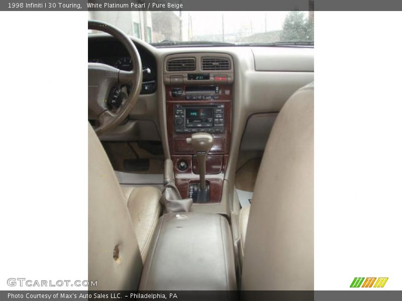White Platinum Pearl / Pure Beige 1998 Infiniti I 30 Touring