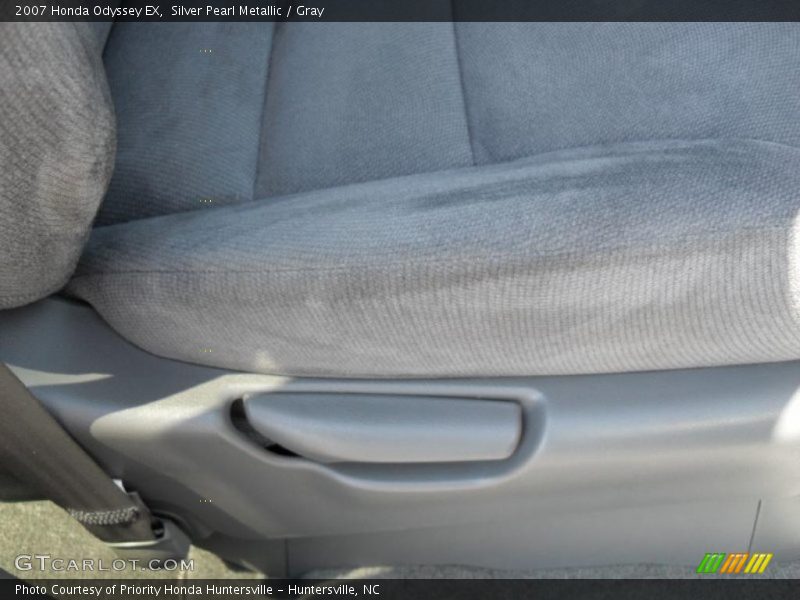 Silver Pearl Metallic / Gray 2007 Honda Odyssey EX