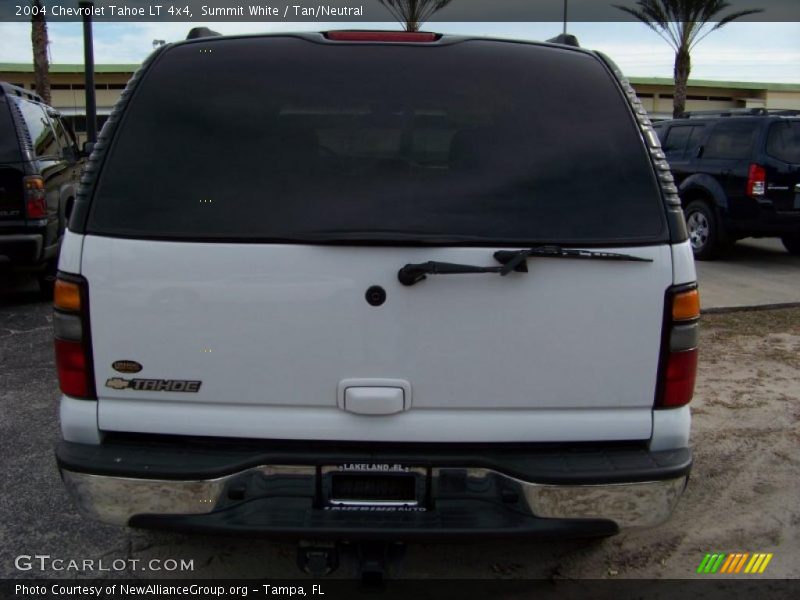 Summit White / Tan/Neutral 2004 Chevrolet Tahoe LT 4x4