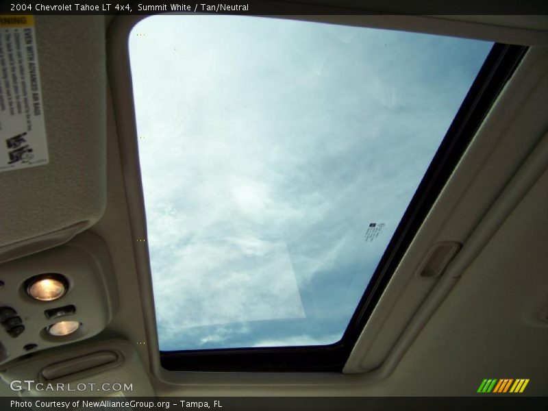 Summit White / Tan/Neutral 2004 Chevrolet Tahoe LT 4x4