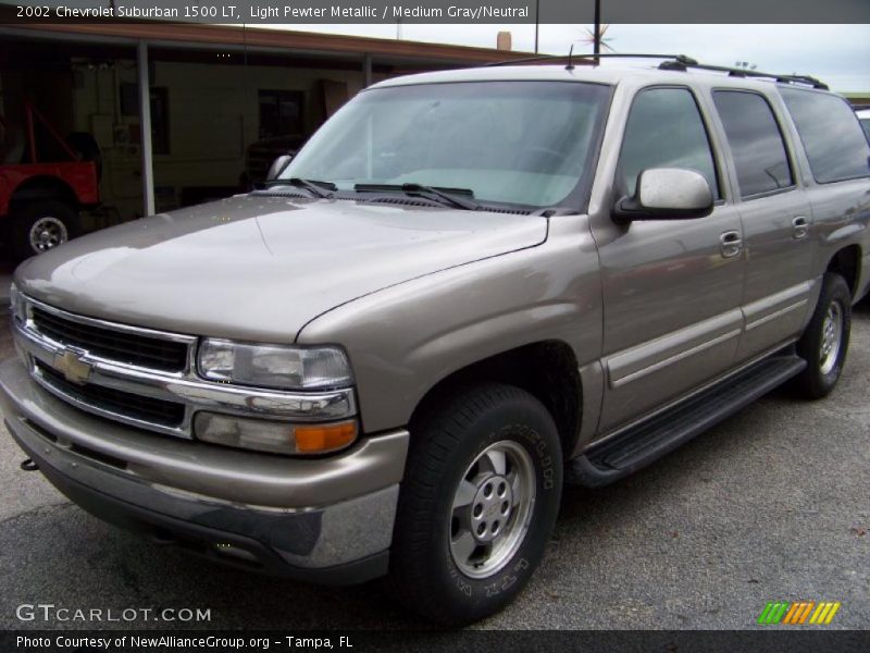 Light Pewter Metallic / Medium Gray/Neutral 2002 Chevrolet Suburban 1500 LT