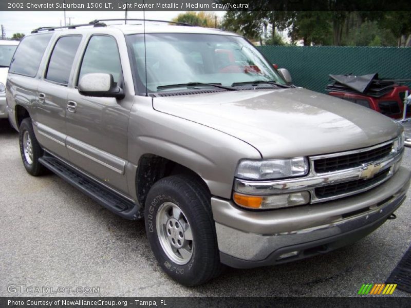 Light Pewter Metallic / Medium Gray/Neutral 2002 Chevrolet Suburban 1500 LT