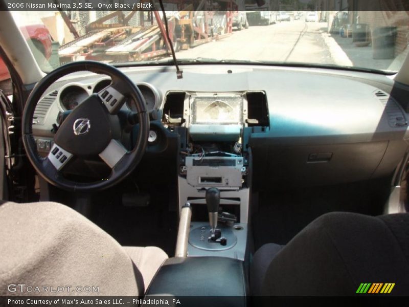 Onyx Black / Black 2006 Nissan Maxima 3.5 SE