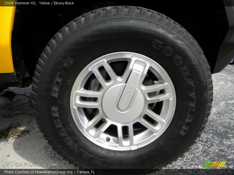 Yellow / Ebony Black 2006 Hummer H3