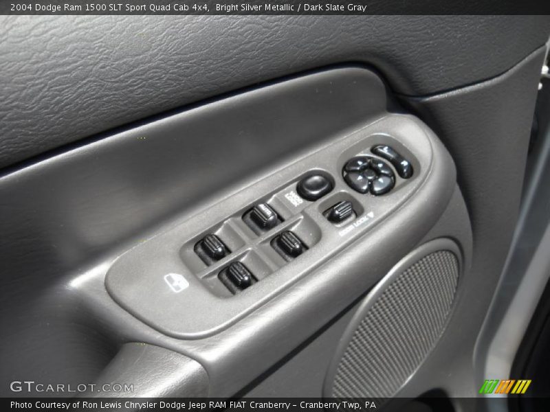 Bright Silver Metallic / Dark Slate Gray 2004 Dodge Ram 1500 SLT Sport Quad Cab 4x4