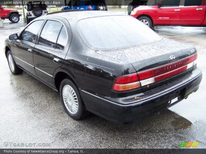 Super Black / Black 1996 Infiniti I 30