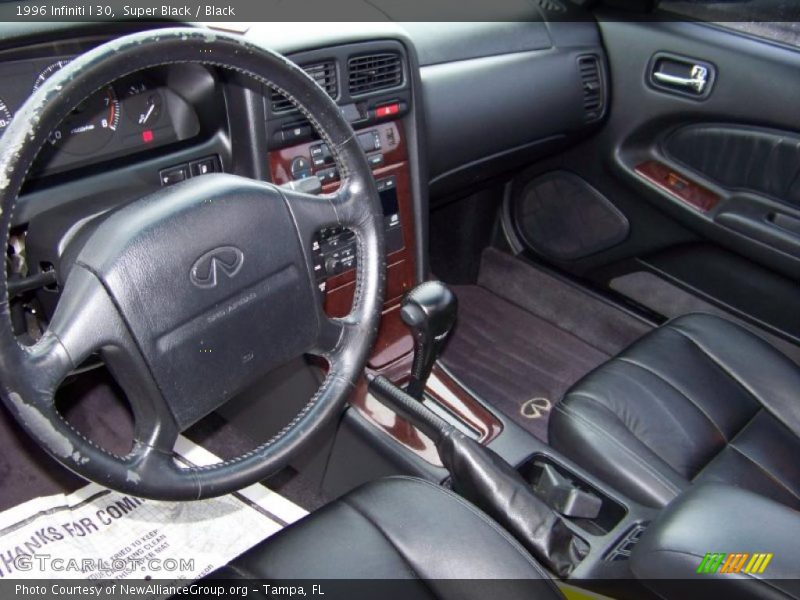 Super Black / Black 1996 Infiniti I 30