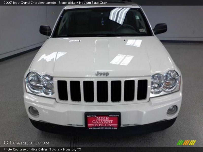 Stone White / Medium Slate Gray 2007 Jeep Grand Cherokee Laredo